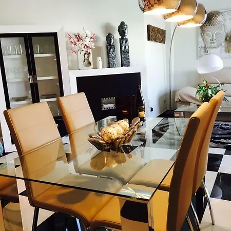 Malaga Puerto Marina Playa Vacacional Luxury 아파트