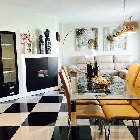 아파트 Malaga Puerto Marina Playa Vacacional Luxury *