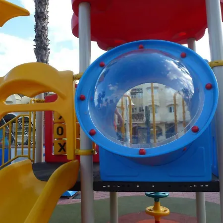 아파트 Malaga Puerto Marina Playa Vacacional Luxury 베날마데나코스타